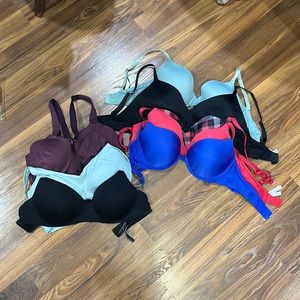 Victoria secrets bras- all sold together